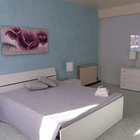 Holiday home Il Gelsomino